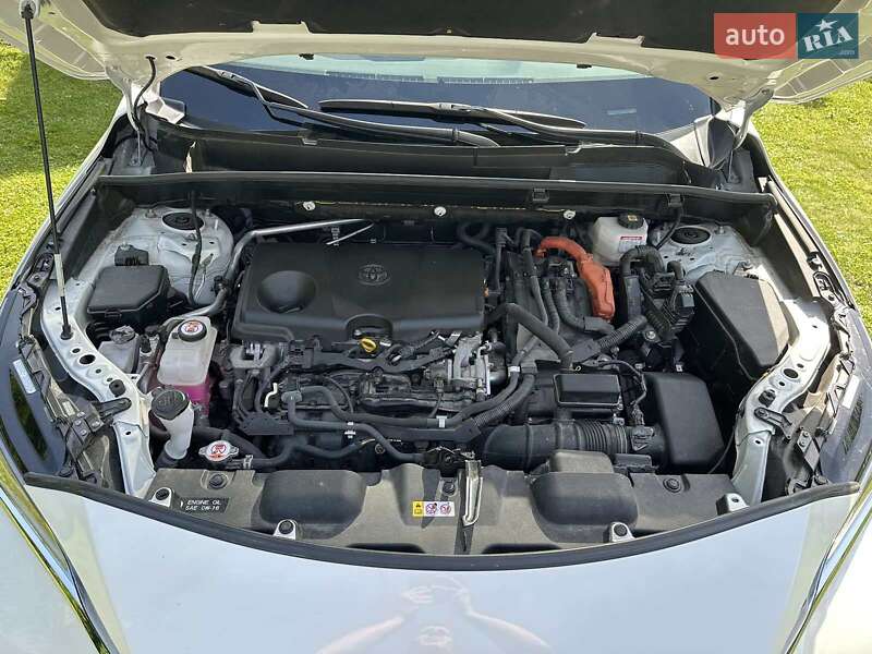 Внедорожник / Кроссовер Toyota Venza 2020 в Львове