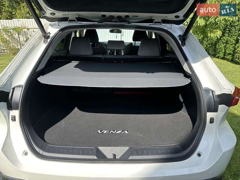 Внедорожник / Кроссовер Toyota Venza 2020 в Львове