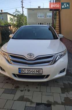 Позашляховик / Кросовер Toyota Venza 2014 в Бориславі
