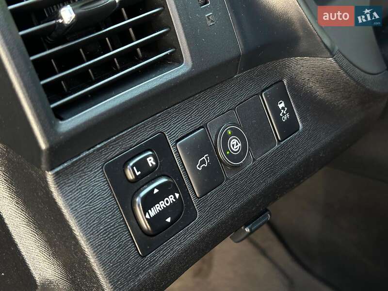 Позашляховик / Кросовер Toyota Venza 2014 в Одесі
