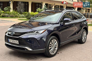 Внедорожник / Кроссовер Toyota Venza 2022 в Киеве
