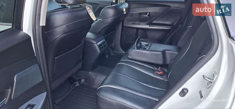Внедорожник / Кроссовер Toyota Venza 2012 в Киеве фото 10 Внедорожник / Кроссовер Toyota Venza 2012 в Киеве