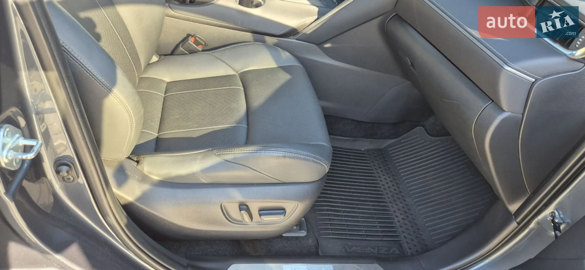 2021 Toyota Venza - мініатюра 20