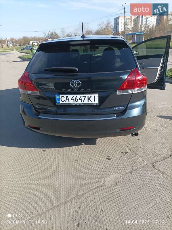 Внедорожник / Кроссовер Toyota Venza 2014 в Умани