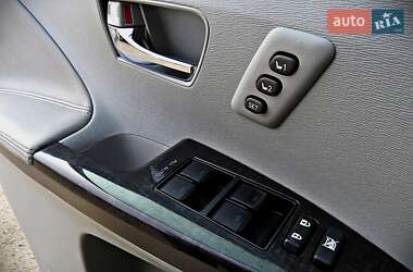 Внедорожник / Кроссовер Toyota Venza 2014 в 