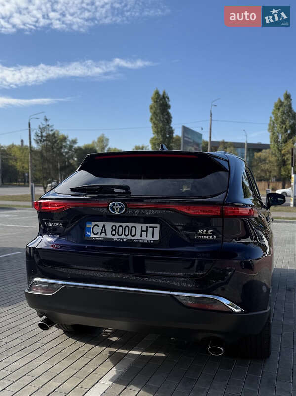 Внедорожник / Кроссовер Toyota Venza 2022 в Черкассах