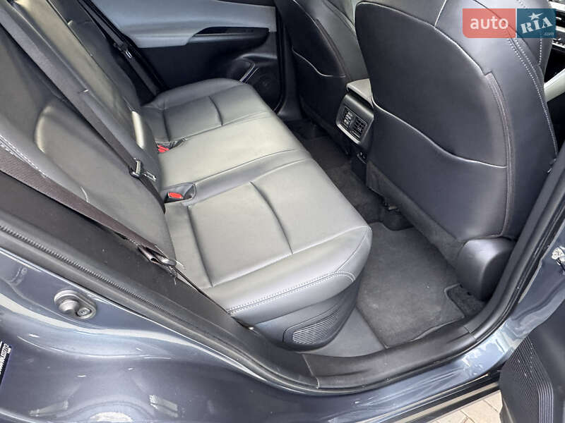 Внедорожник / Кроссовер Toyota Venza 2021 в Одессе