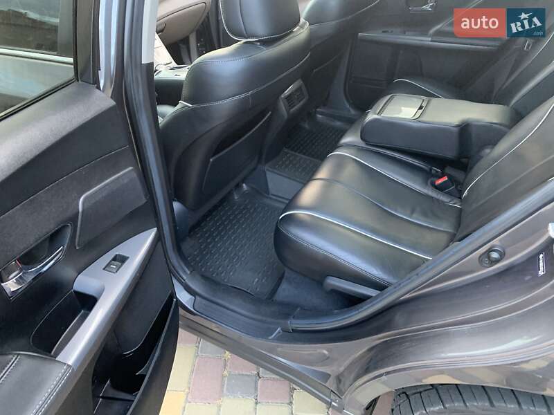 Позашляховик / Кросовер Toyota Venza 2013 в Дніпрі