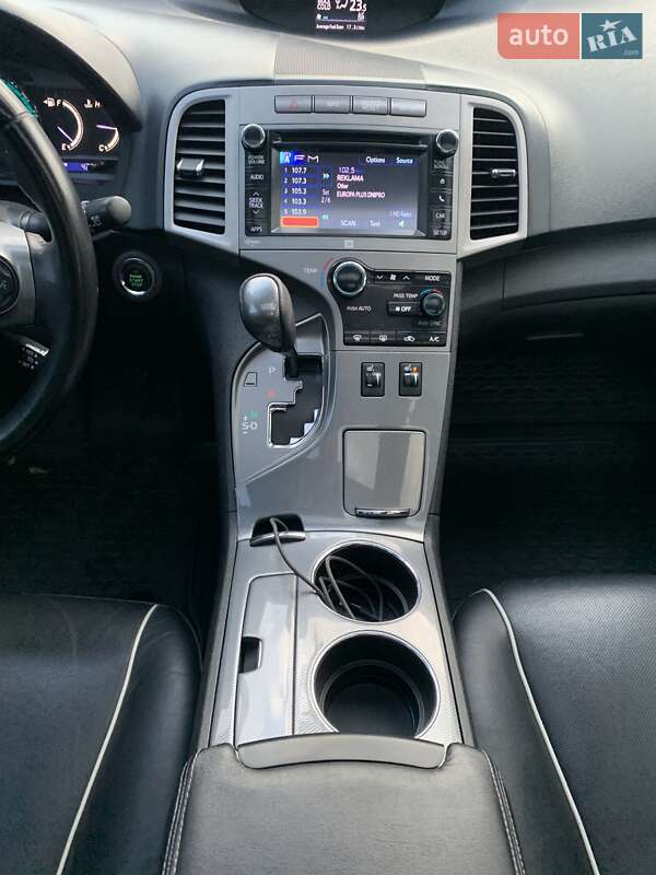 Позашляховик / Кросовер Toyota Venza 2013 в Дніпрі