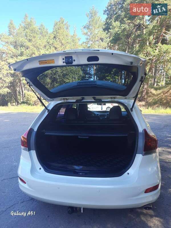 Внедорожник / Кроссовер Toyota Venza 2013 в Борисполе