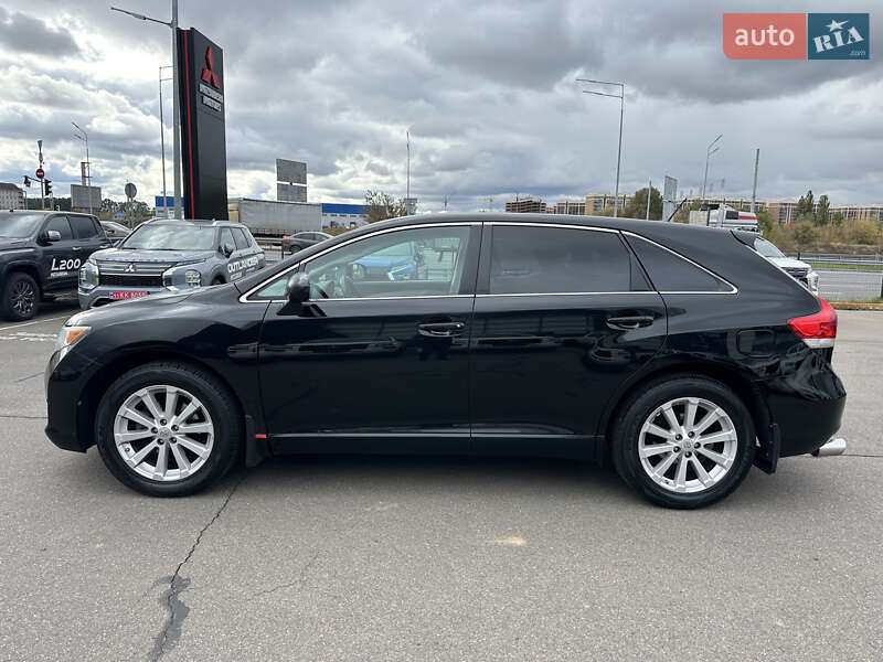 Внедорожник / Кроссовер Toyota Venza 2010 в Киеве