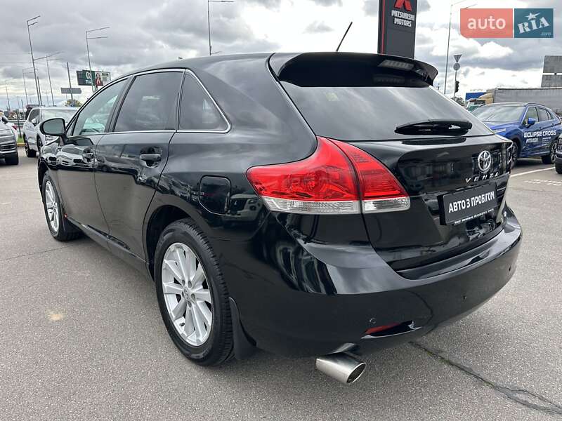 Внедорожник / Кроссовер Toyota Venza 2010 в Киеве