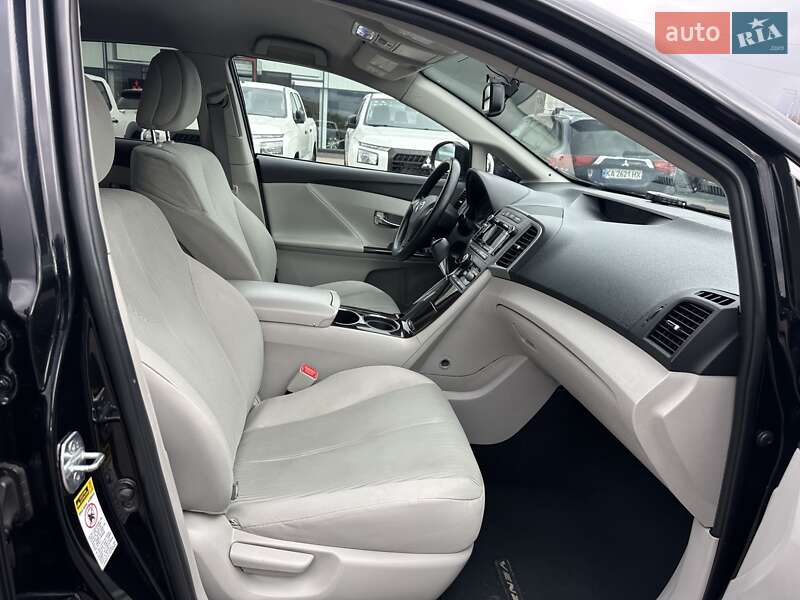 Внедорожник / Кроссовер Toyota Venza 2010 в Киеве