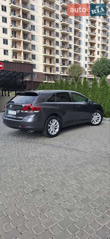 Позашляховик / Кросовер Toyota Venza 2015 в Одесі