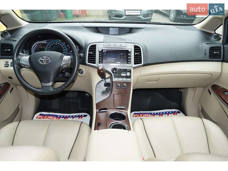 Внедорожник / Кроссовер Toyota Venza 2010 в Львове
