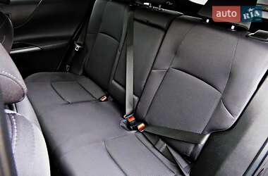 Внедорожник / Кроссовер Toyota Venza 2021 в 