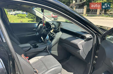 Внедорожник / Кроссовер Toyota Venza 2021 в 