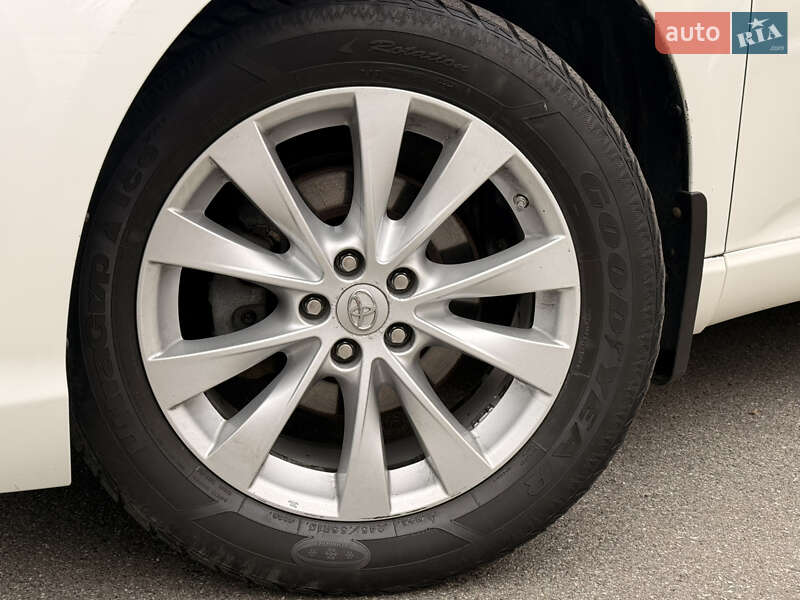 Внедорожник / Кроссовер Toyota Venza 2012 в Киеве фото 3 Внедорожник / Кроссовер Toyota Venza 2012 в Киеве