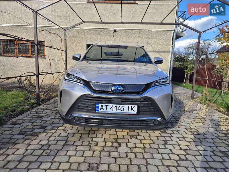 Позашляховик / Кросовер Toyota Venza 2021 в Івано-Франківську