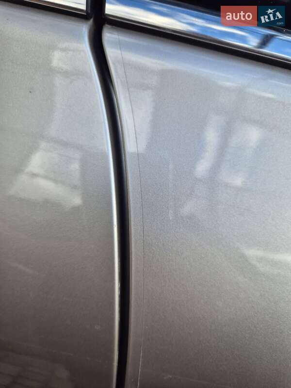 Позашляховик / Кросовер Toyota Venza 2021 в Івано-Франківську