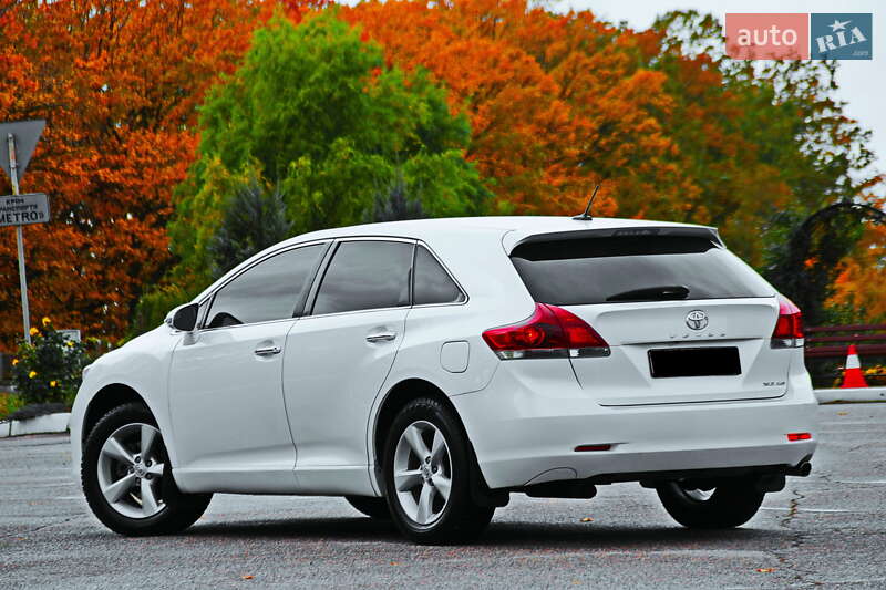 Позашляховик / Кросовер Toyota Venza 2013 в Дніпрі