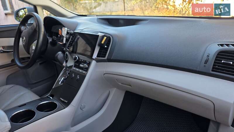 Внедорожник / Кроссовер Toyota Venza 2012 в Киеве фото 2 Внедорожник / Кроссовер Toyota Venza 2012 в Киеве