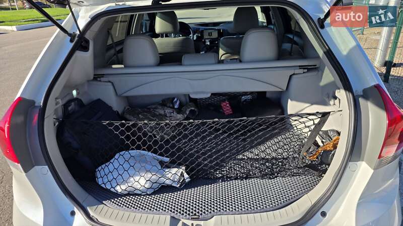 Внедорожник / Кроссовер Toyota Venza 2012 в Киеве фото 14 Внедорожник / Кроссовер Toyota Venza 2012 в Киеве
