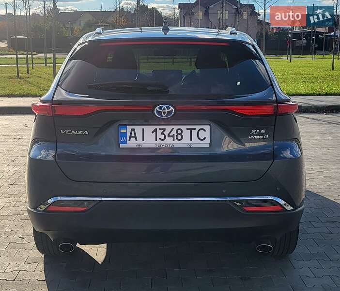 Позашляховик / Кросовер Toyota Venza 2020 в Ірпені