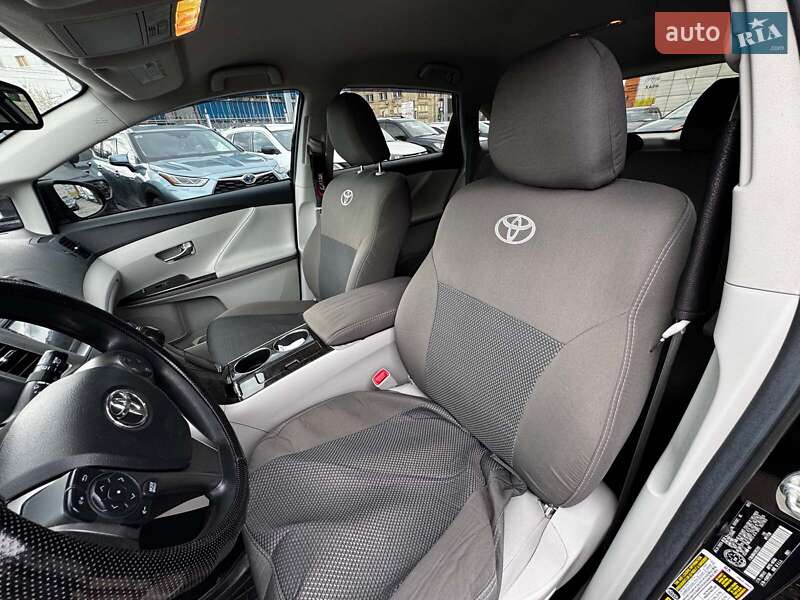 Внедорожник / Кроссовер Toyota Venza 2013 в Харькове