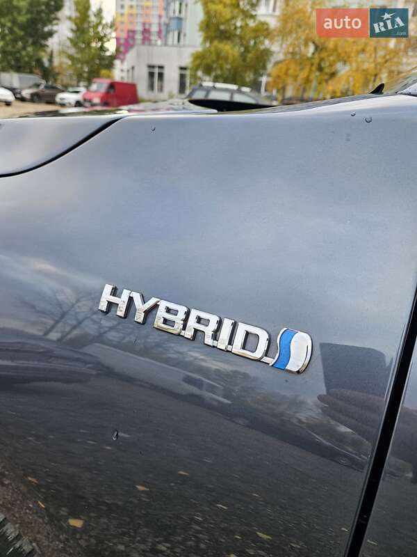 Позашляховик / Кросовер Toyota Venza 2021 в Черкасах