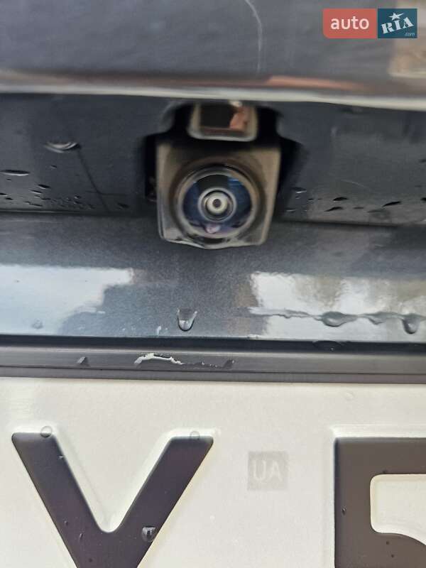 Позашляховик / Кросовер Toyota Venza 2021 в Черкасах