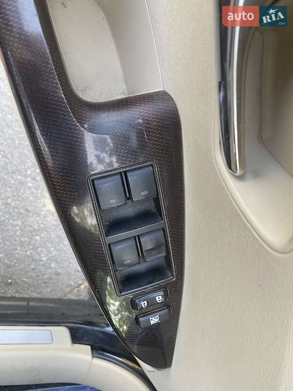 Позашляховик / Кросовер Toyota Venza 2011 в Миколаєві фото 8 Позашляховик / Кросовер Toyota Venza 2011 в Миколаєві