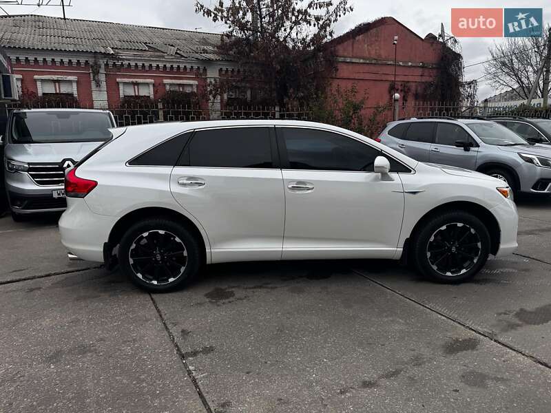 Внедорожник / Кроссовер Toyota Venza 2012 в Харькове