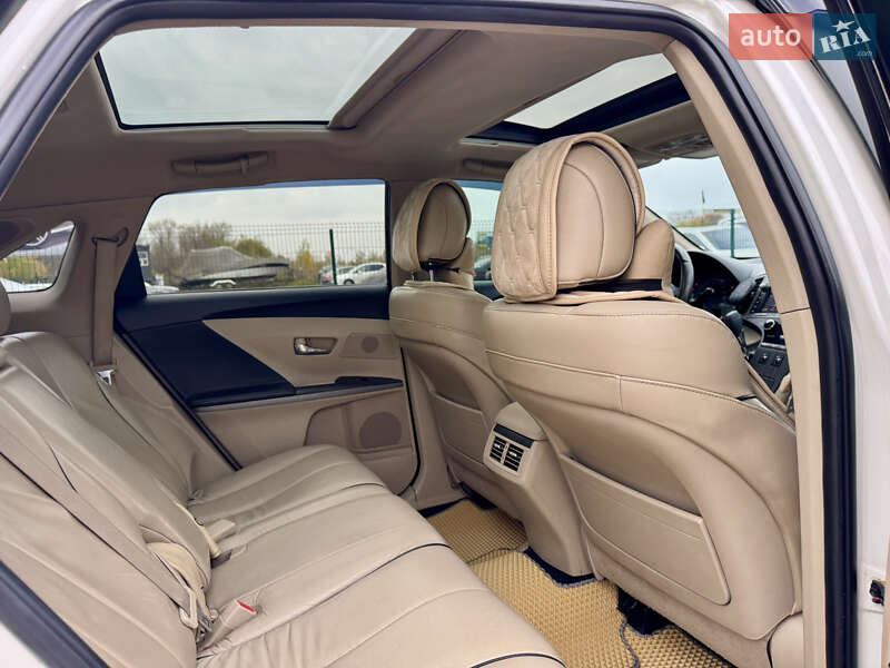 Внедорожник / Кроссовер Toyota Venza 2010 в Киеве