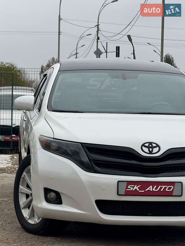 Внедорожник / Кроссовер Toyota Venza 2010 в Киеве