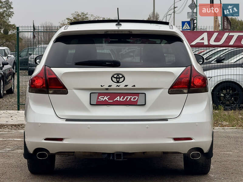 Внедорожник / Кроссовер Toyota Venza 2010 в Киеве