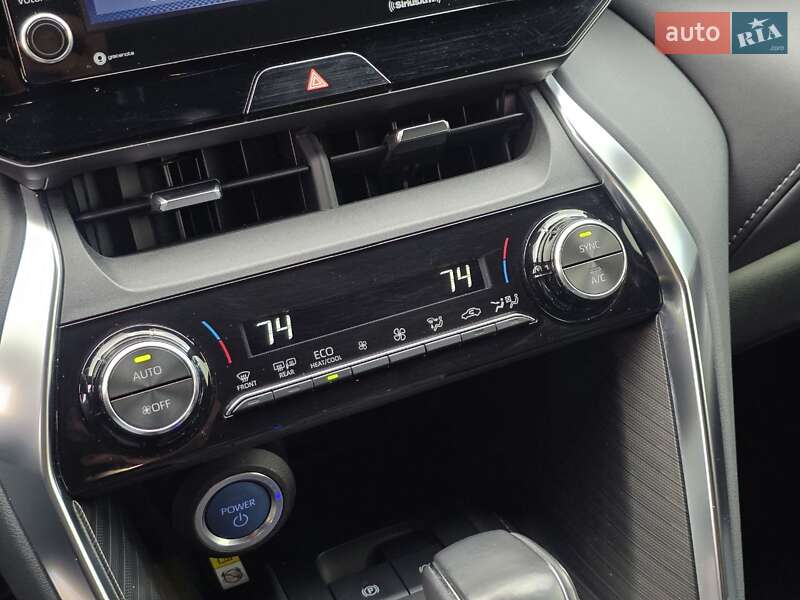 Позашляховик / Кросовер Toyota Venza 2020 в Тернополі