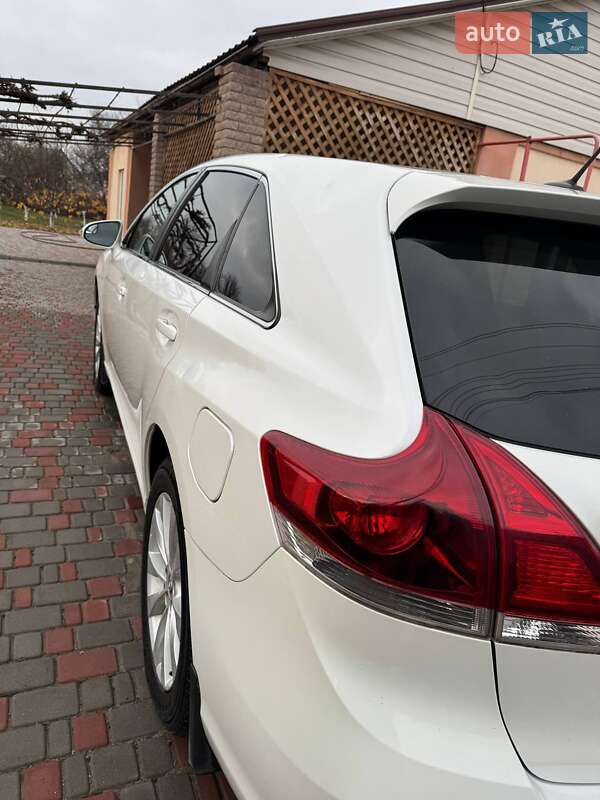 Внедорожник / Кроссовер Toyota Venza 2014 в Петриковке