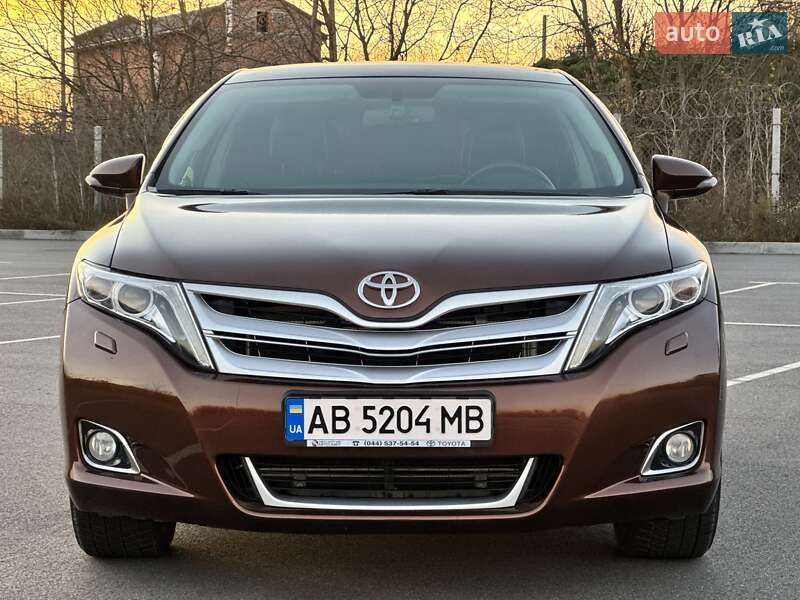 Позашляховик / Кросовер Toyota Venza 2014 в Вінниці