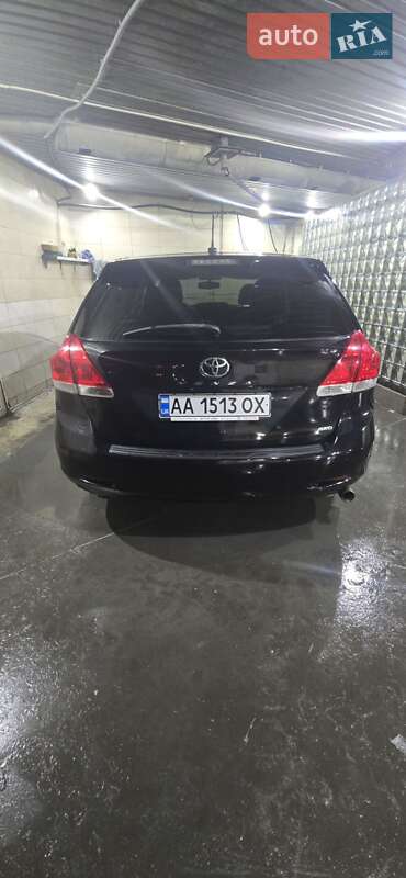 Позашляховик / Кросовер Toyota Venza 2010 в Києві