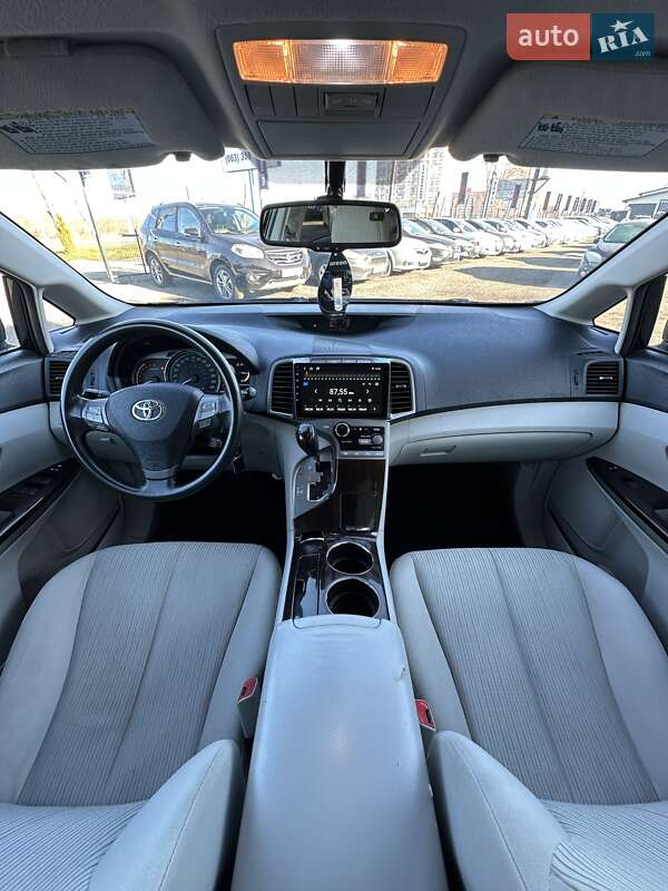 Внедорожник / Кроссовер Toyota Venza 2011 в Белогородке