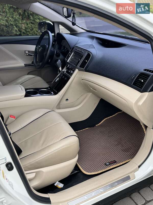 Внедорожник / Кроссовер Toyota Venza 2011 в Луцке фото 4 Внедорожник / Кроссовер Toyota Venza 2011 в Луцке