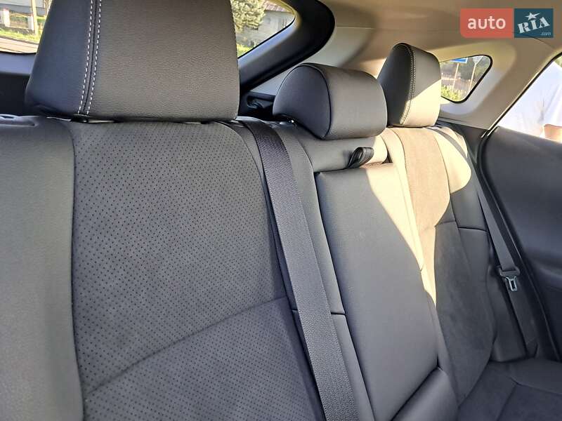 Внедорожник / Кроссовер Toyota Venza 2021 в Львове