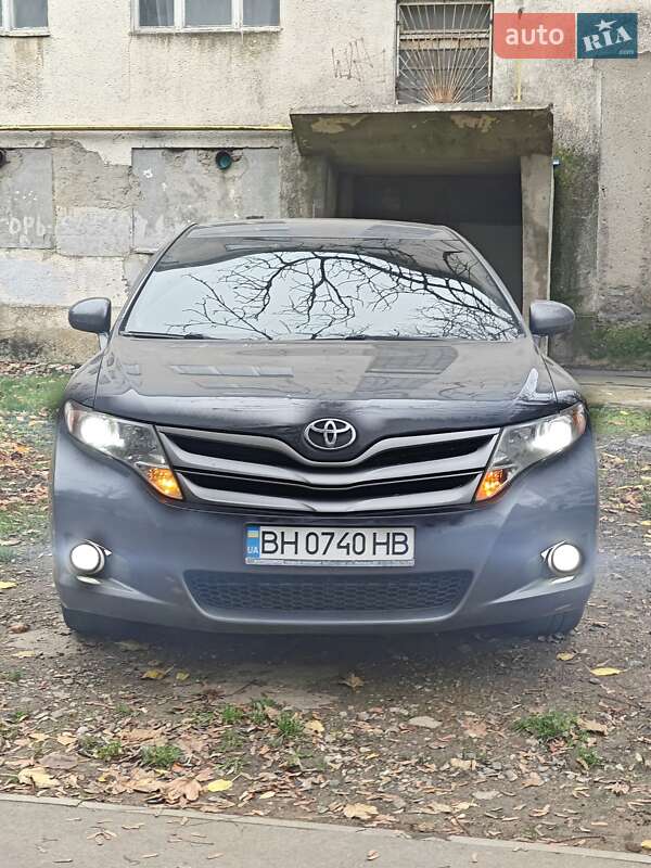 Внедорожник / Кроссовер Toyota Venza 2010 в Одессе