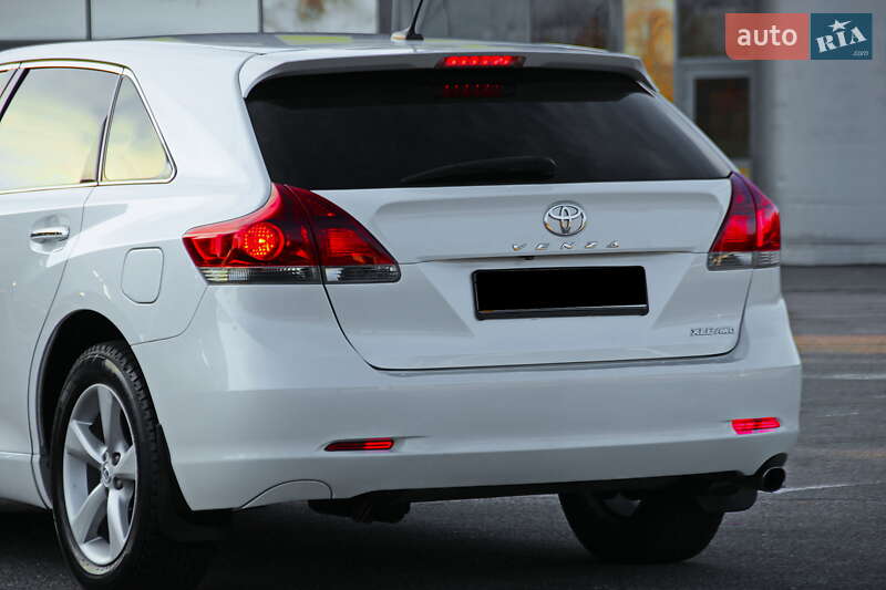 Внедорожник / Кроссовер Toyota Venza 2013 в Днепре