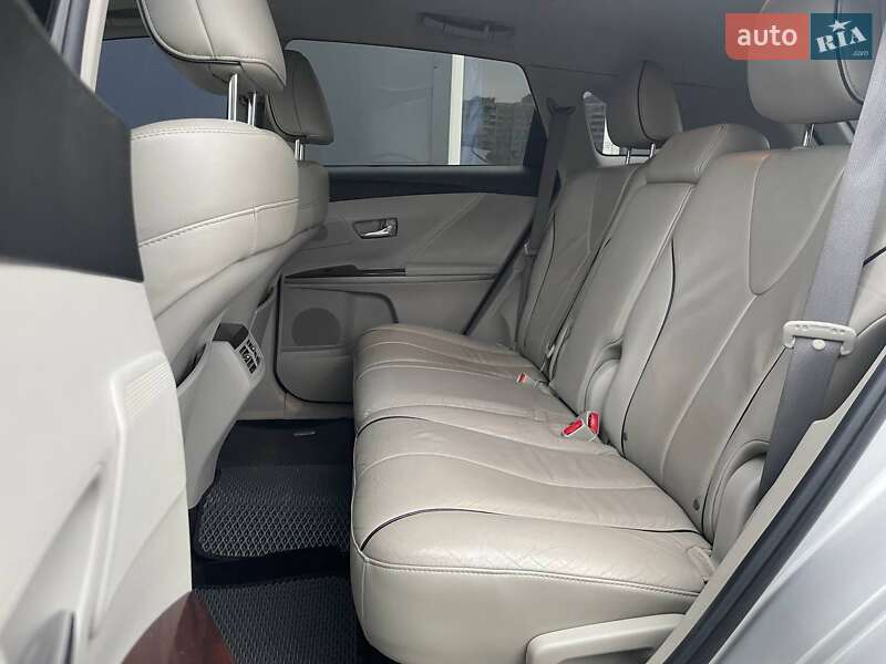 Внедорожник / Кроссовер Toyota Venza 2011 в Киеве