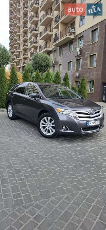 Позашляховик / Кросовер Toyota Venza 2015 в Одесі