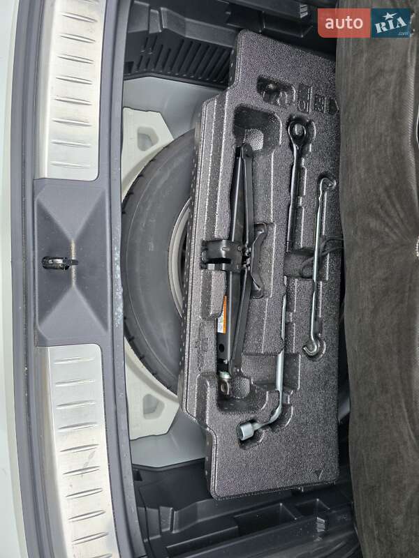 Внедорожник / Кроссовер Toyota Venza 2021 в Одессе