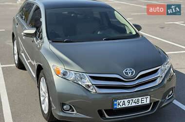 Позашляховик / Кросовер Toyota Venza 2012 в Києві