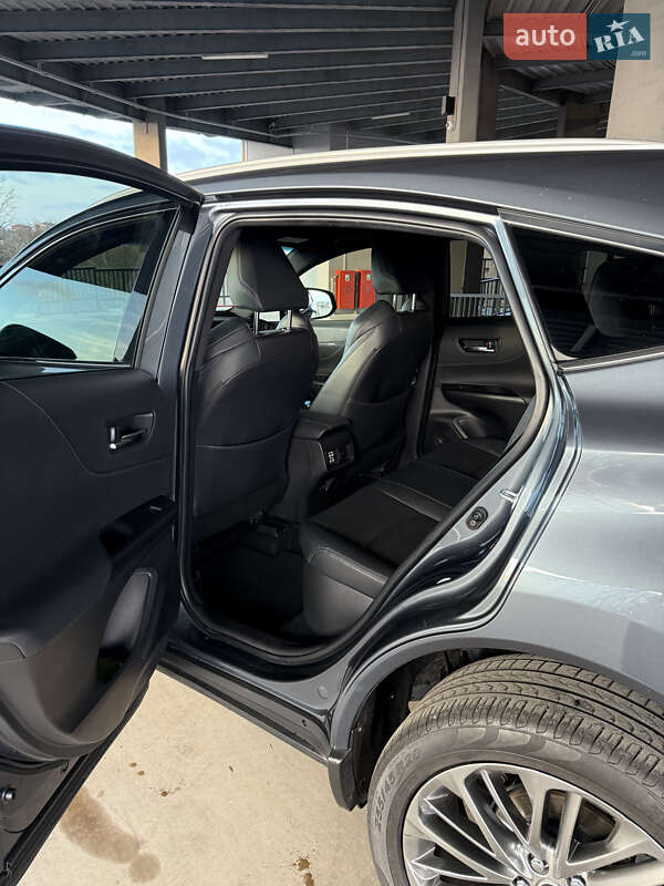 Внедорожник / Кроссовер Toyota Venza 2020 в Харькове